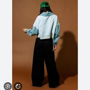 Lala cropped pullover